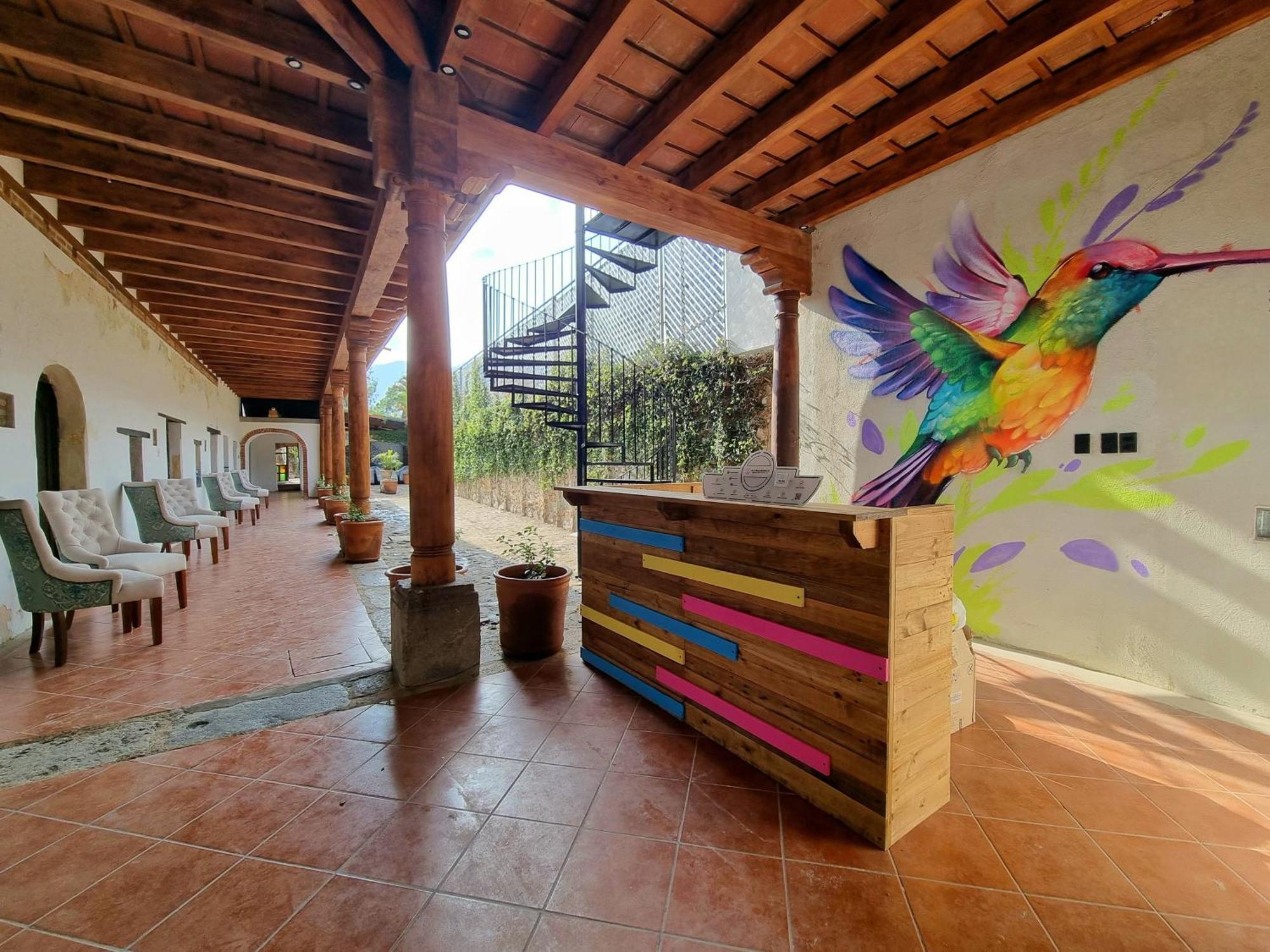 Central Hostel San Sebastian Antigua Eksteriør bilde