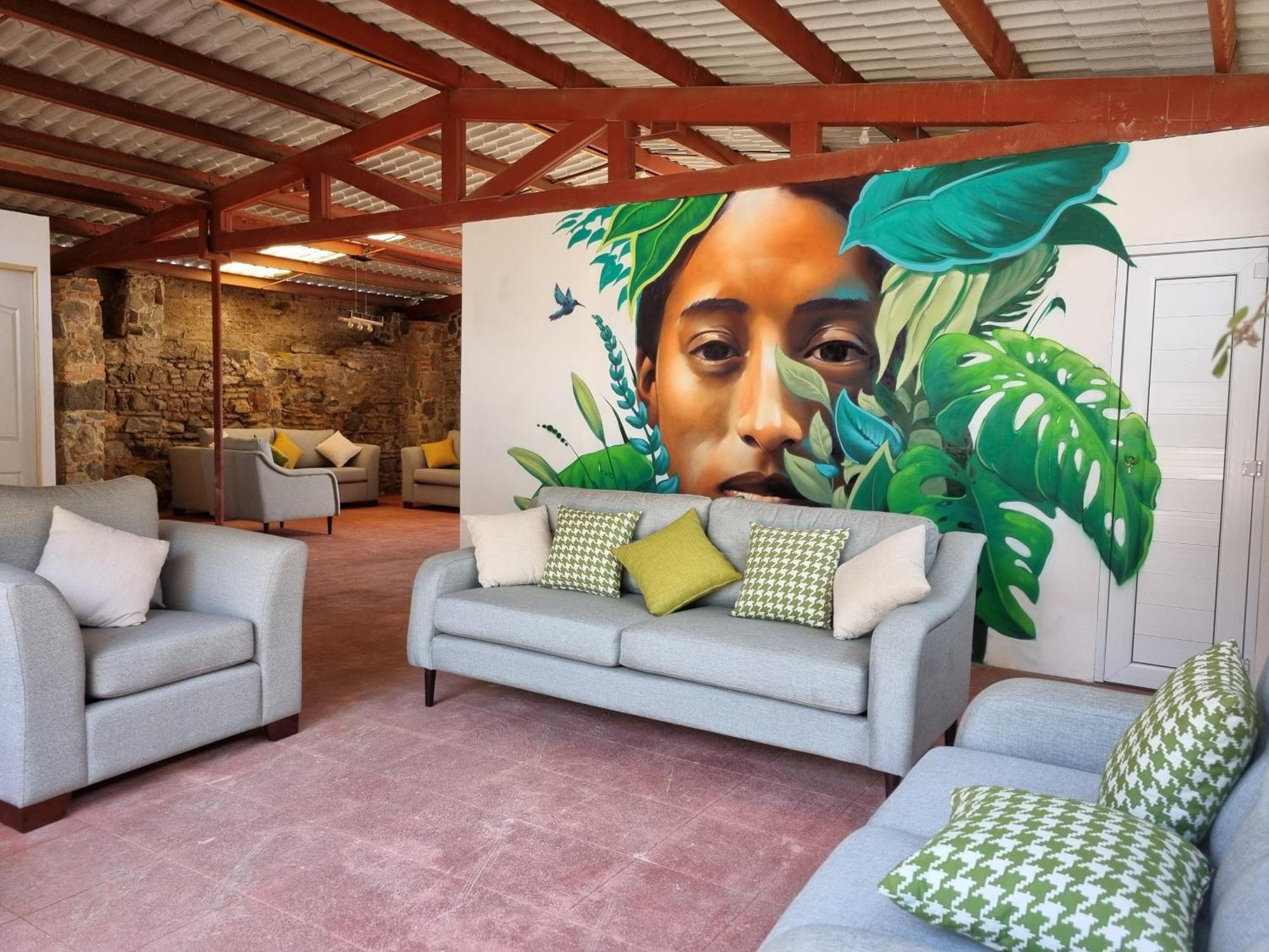 Central Hostel San Sebastian Antigua Eksteriør bilde